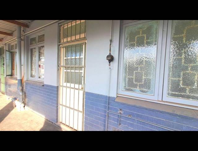 2 BEDROOM PROPERTY TO RENT IN SEA VIEW